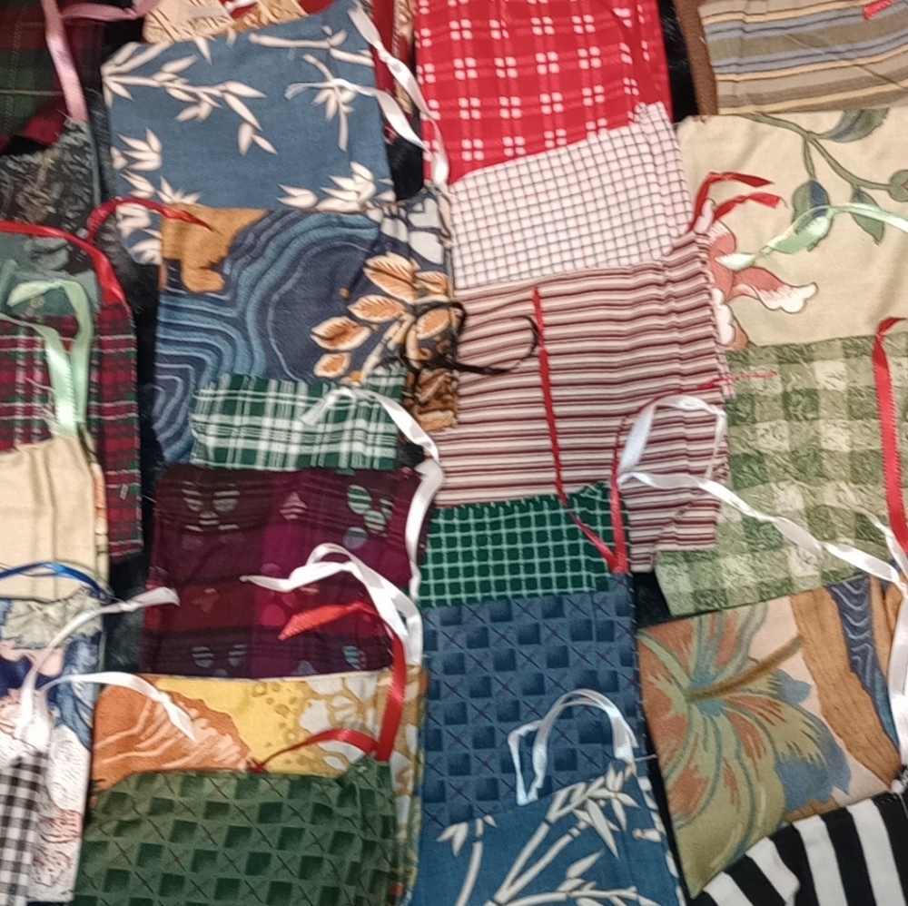 Mini drawstring bags